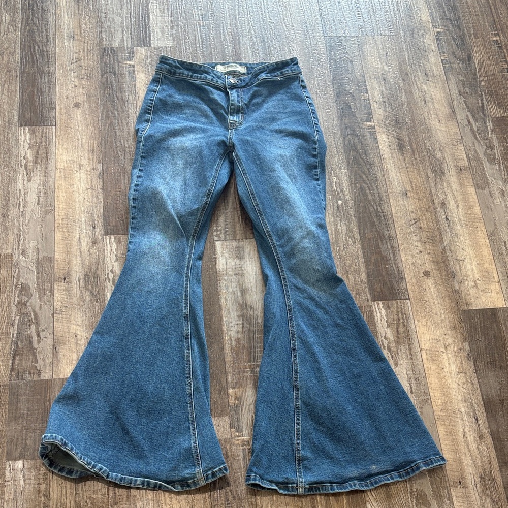 Women's Flared Blue Jeans